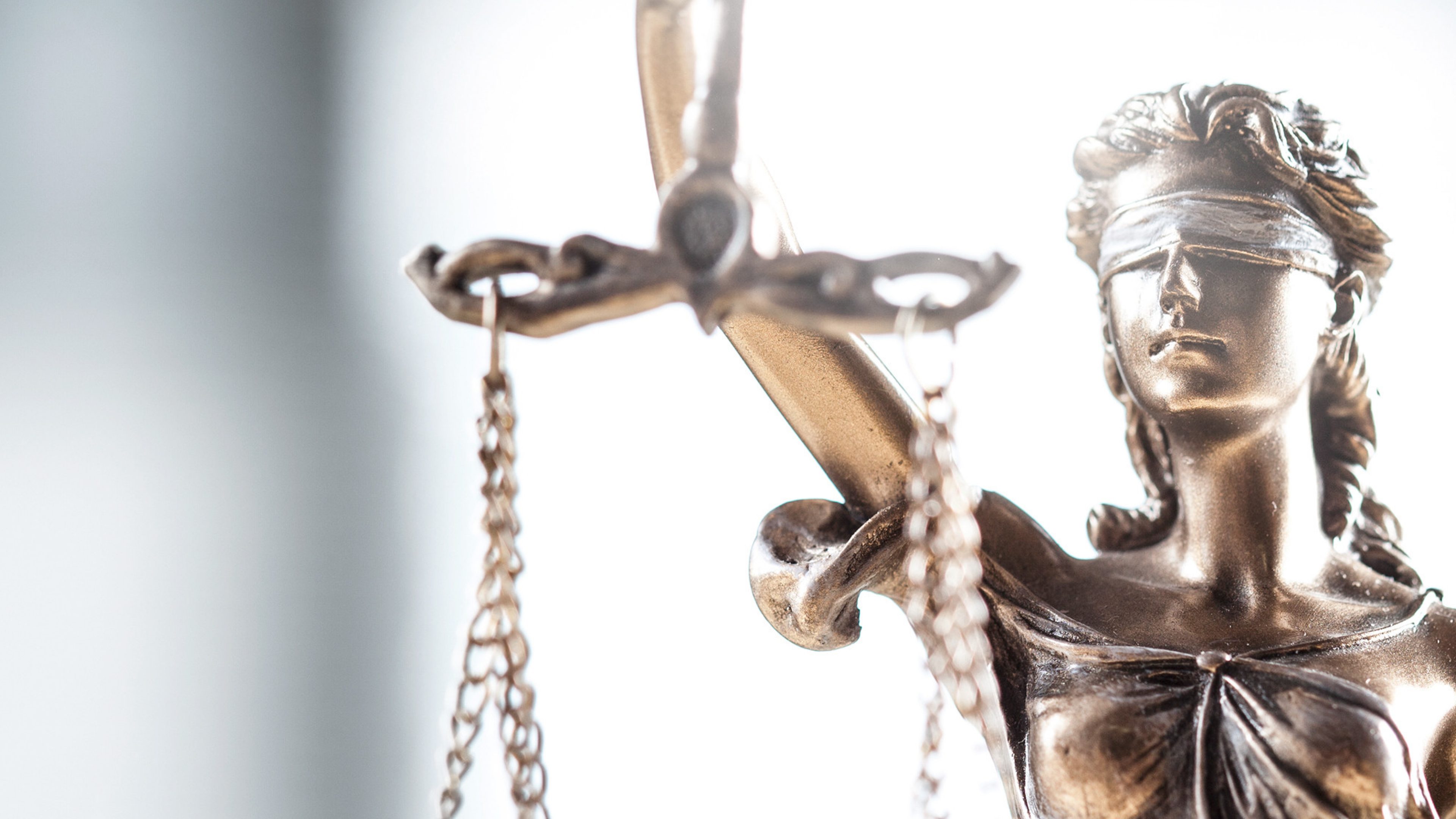 rechtsschutzversicherung-justizia-header